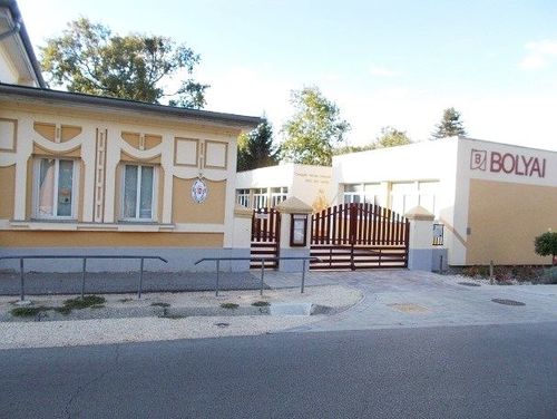 Borító kép a Győri SZC Bolyai János Általános Iskola intézményről